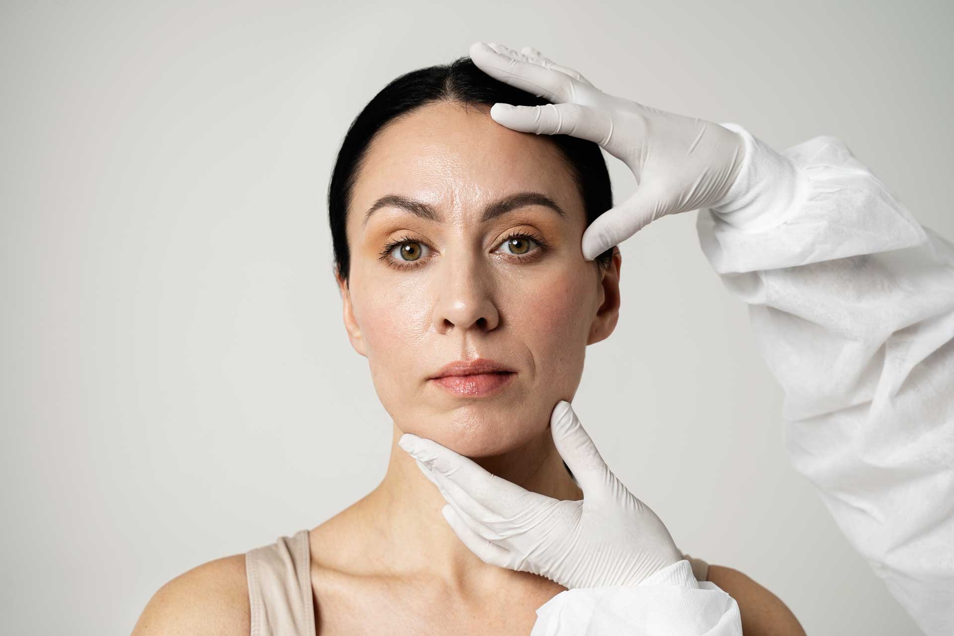 Kolajen Azalması: Elastikiyet Kaybına Etkili Çözümler